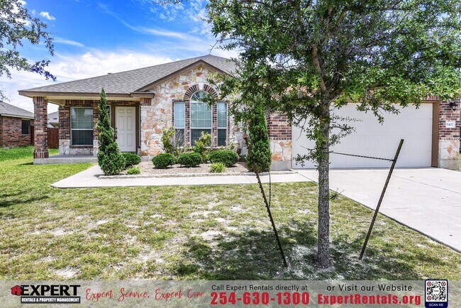 Building Photo - Enchanting 4-bedroom, 2-bathroom home nestled in Splawn Ranch!