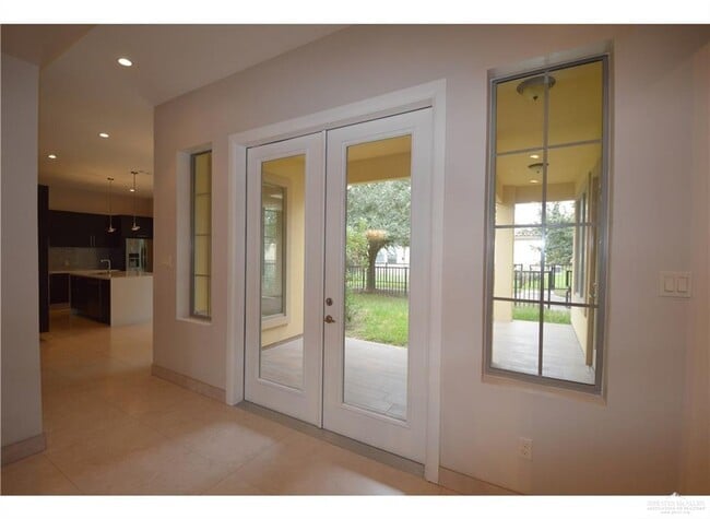 Building Photo - 3600 Denia Ct