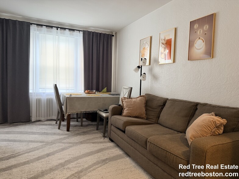 Building Photo - 90 Kilsyth Rd