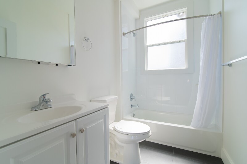 Building Photo - 670 Lombard St