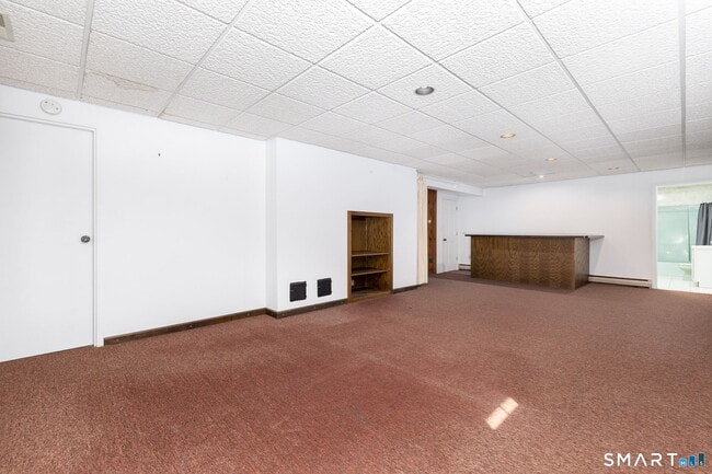 Building Photo - 428 Maple St