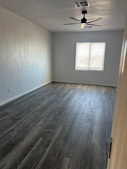 Building Photo - 16049 S Yava Rd