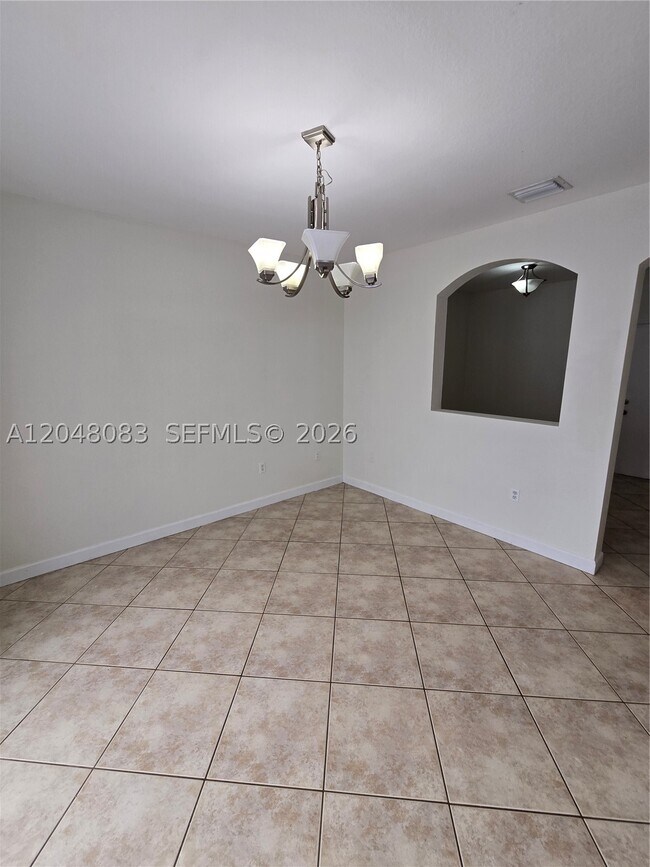 Building Photo - 14758 SW 9th Ln