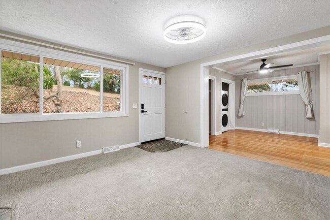 Building Photo - 100 9th Ave