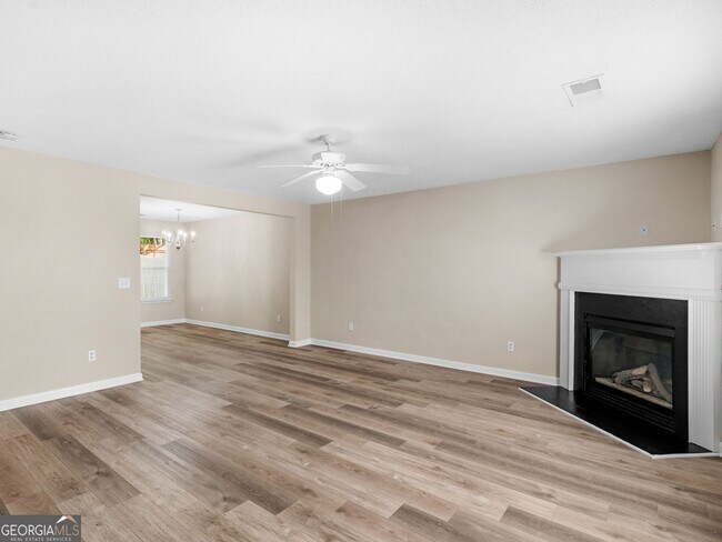 Building Photo - 156 Watercress Ct