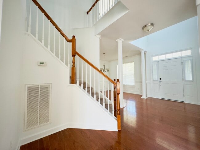 Building Photo - 6300 Falcon Knoll Cir