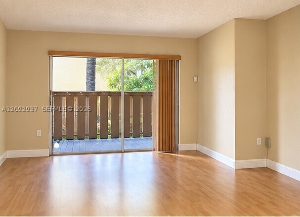 Building Photo - 7204 Fairway Dr