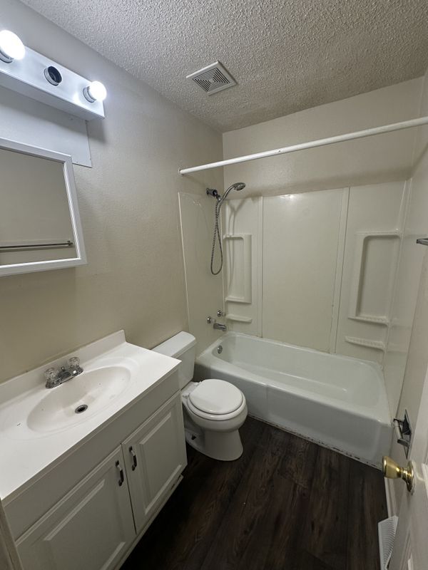 Building Photo - 3237 N 84th Terrace