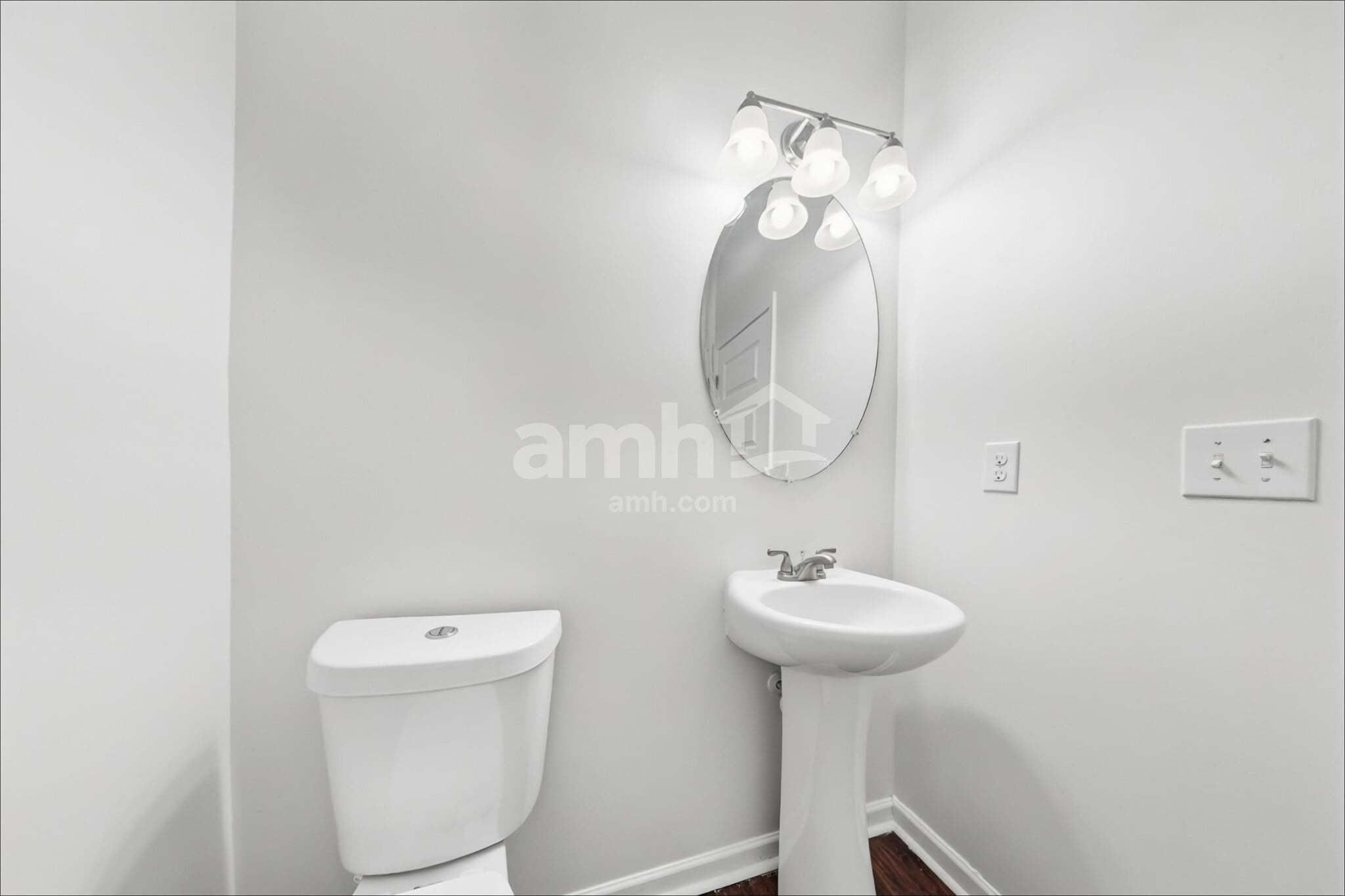 Building Photo - 540 Harmony Way