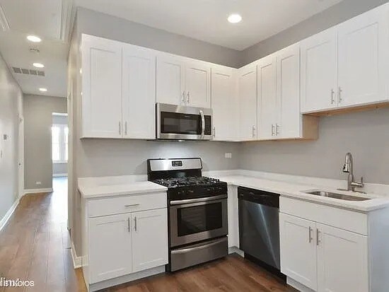 Building Photo - 1938 N Rockwell St