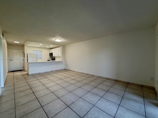 Building Photo - 7730 Camino Real