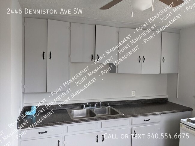 Building Photo - 2446 Denniston Ave SW