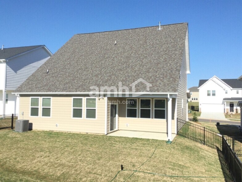 Building Photo - 155 Havenbrook Dr