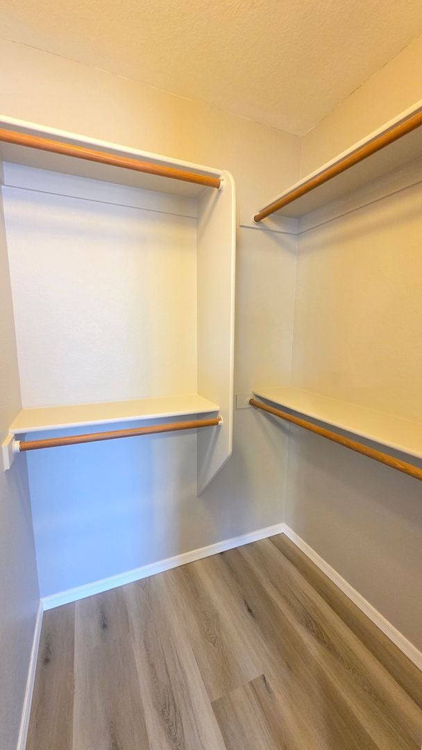 Building Photo - Newly Renovated 3 Bedroom 2 Bath