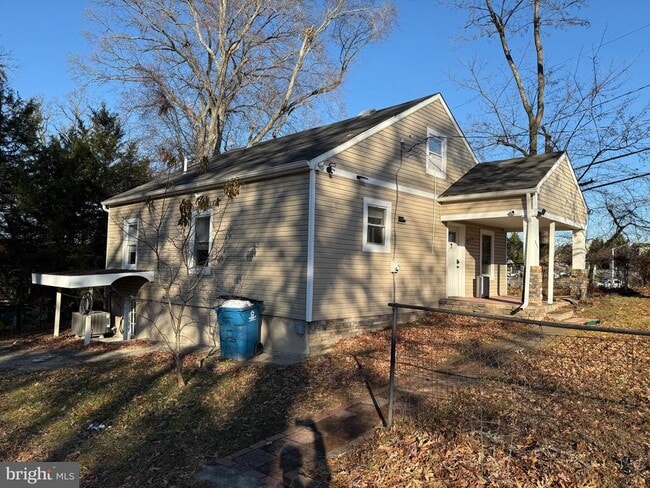 Building Photo - 9300 Sanger St