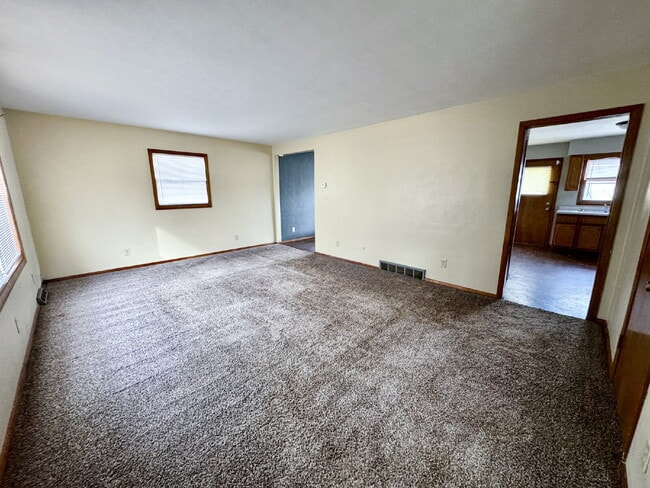 Building Photo - 666 Illinois Ave