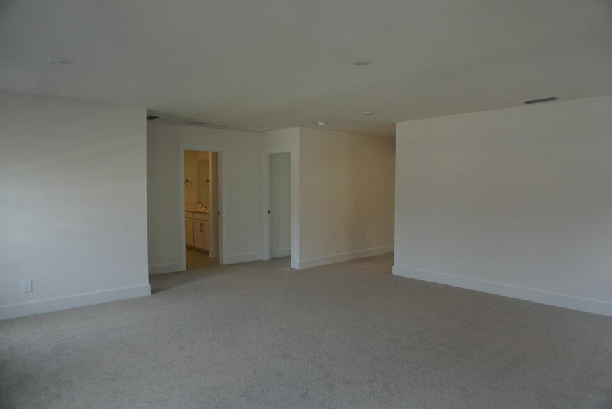 Building Photo - 4299 Ashland City Hwy