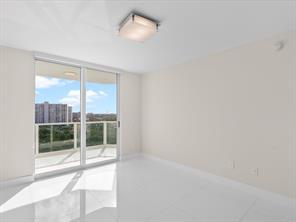 Building Photo - 3384 NE 183rd Ln