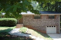 Building Photo - GREAT KENNESAW LOCATION! WON'T LAST LONG!