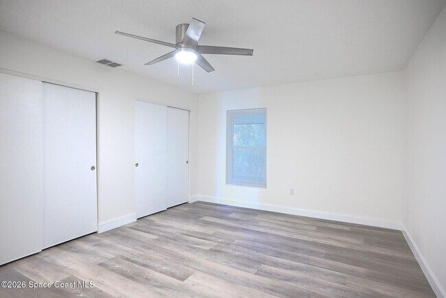 Building Photo - 145 Kristi Dr