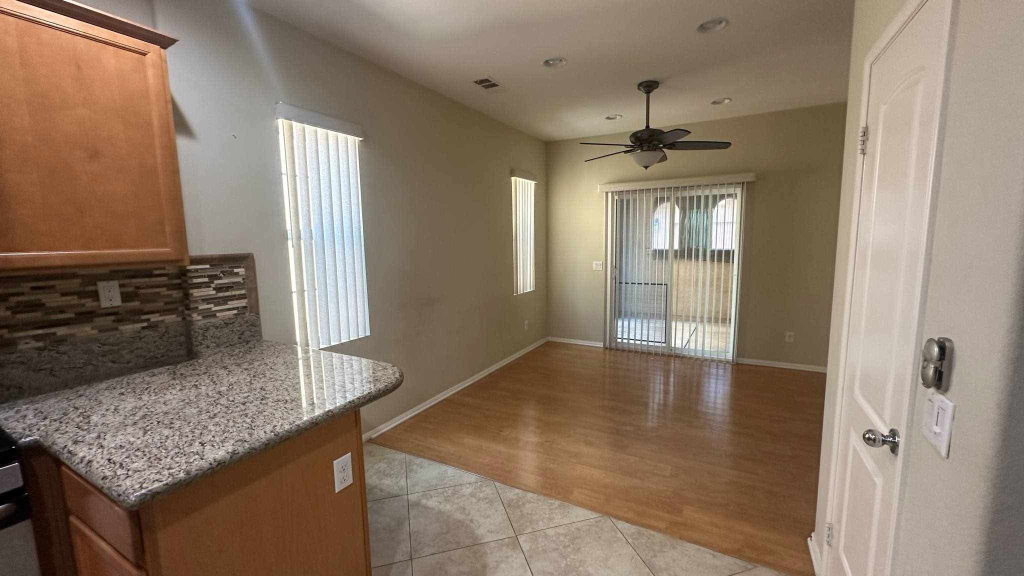 Building Photo - 31757 Paseo Peonia