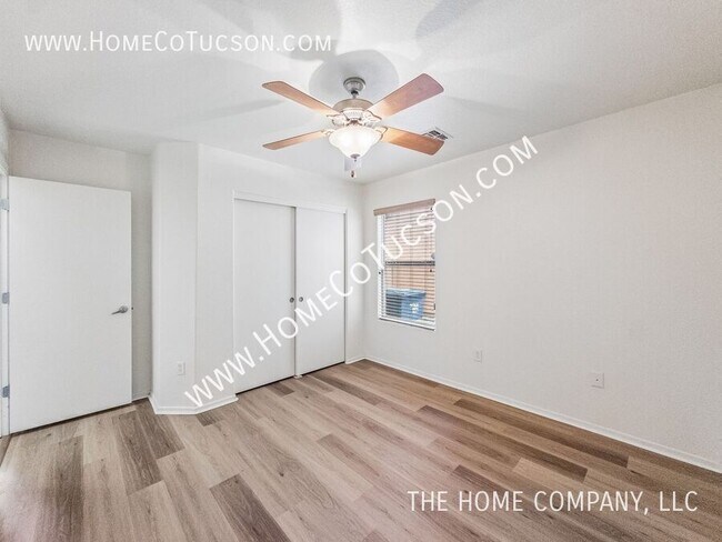 Building Photo - 6039 S Avenida Las Monjas
