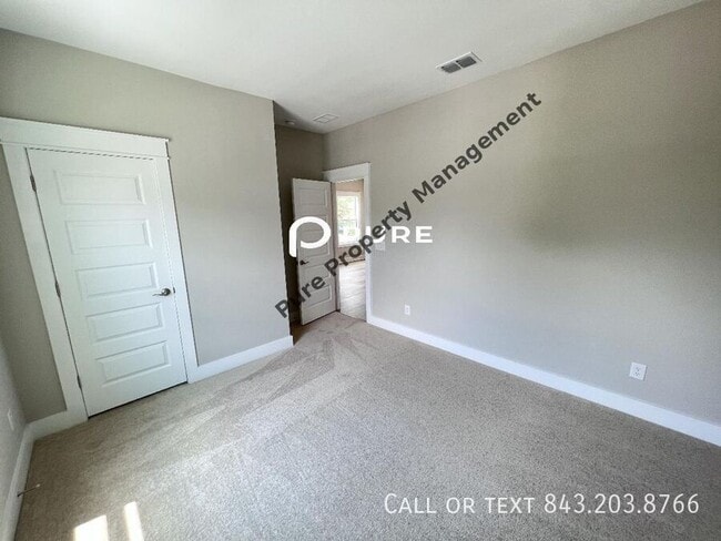 Building Photo - 2225 Cultura Cir
