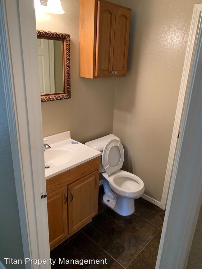 Building Photo - 2 br, 1.5 bath House - 918 S Shady Lane