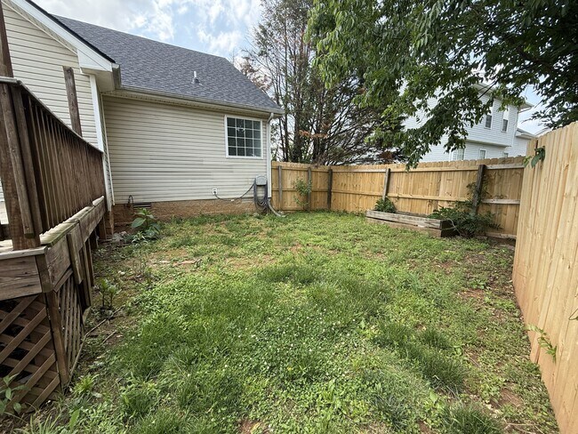 Building Photo - 3685 S Jot Dr