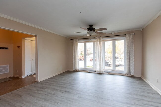 Building Photo - Call Sabrina Thomas at 757-767-0767 for more information