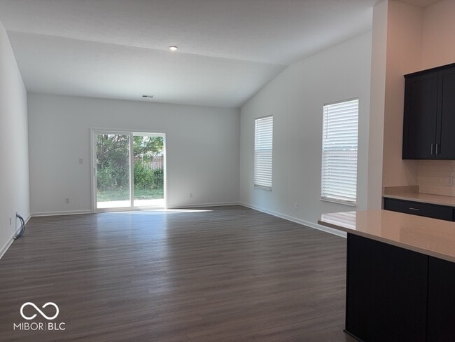 Building Photo - 817 Oyster Bay Dr
