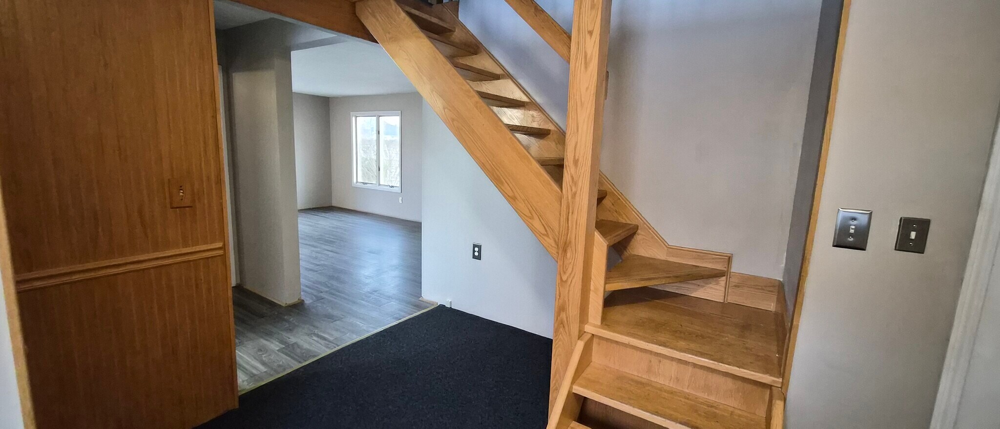 Building Photo - 5645 NY-5