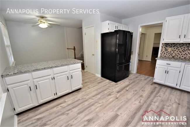 Building Photo - 13 Spindrift Way