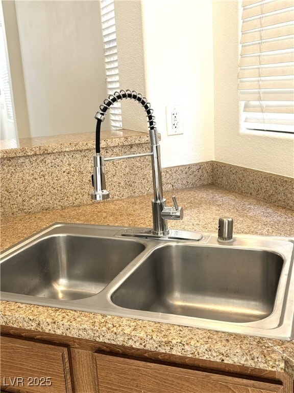 Building Photo - 11681 Splendor View Dr