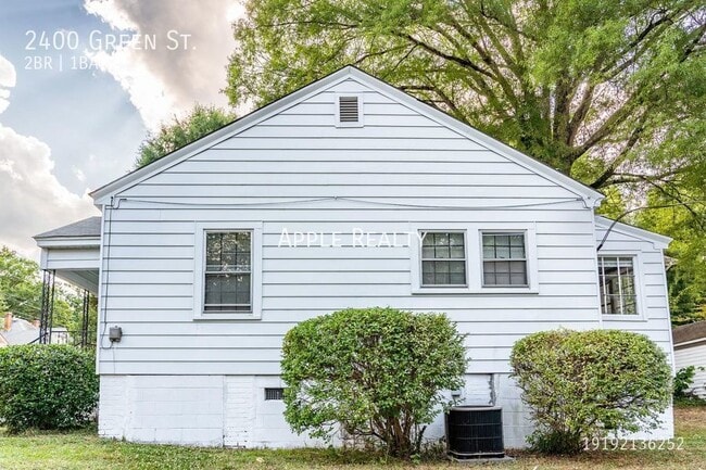 Building Photo - 2400 Green St