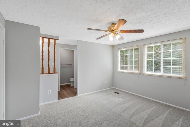 Building Photo - 8025 Tyson Oaks Cir