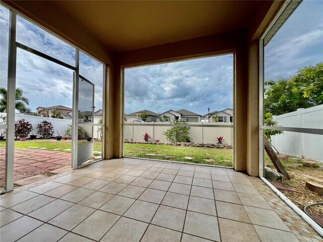 Building Photo - 724 Parker Den Dr
