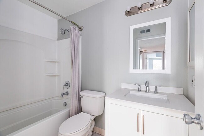 Building Photo - 8803 Colorado Blvd