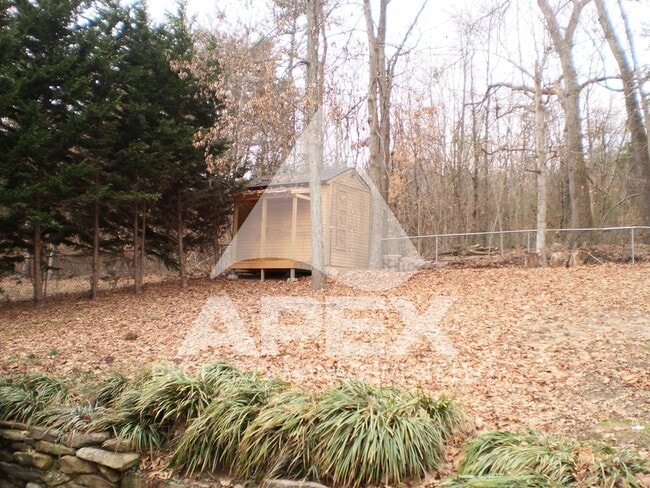 Building Photo - Spacious 3 Bd - 2.5 Ba  Cottage Style 2-St...