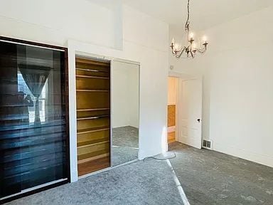 Building Photo - "Charming 2-Bed, 2-Bath Haven in the Heart of San Francisco!"