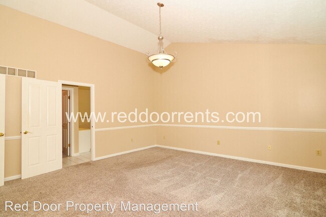 Building Photo - 4 br, 2.5 bath House - 12854 Fleetwood Drive