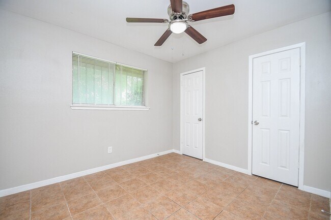 Building Photo - 12610 Plum Meadow Ln