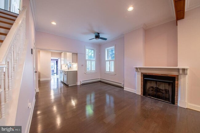 Primary Photo - 35 Delaware Ave