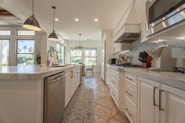 Building Photo - 54280 Affirmed Ct