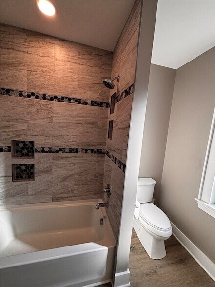 Building Photo - 531 N Euclid Ave