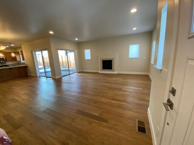 Building Photo - 20781 Kilbourne Loop