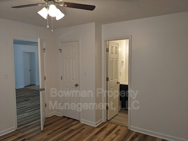 Building Photo - 255 Midway Rd