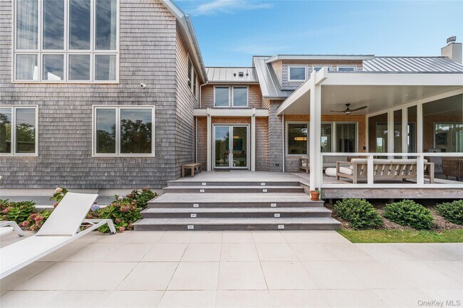 Building Photo - 610 Wildberry Ln