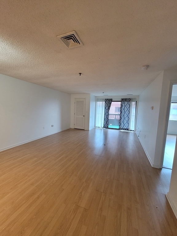 Building Photo - 3920 Mystic Valley Pkwy