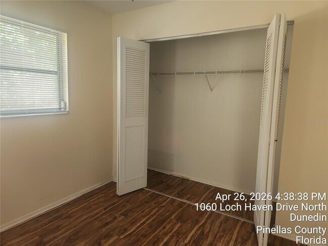 Building Photo - 1064 Loch Haven Dr N